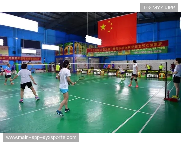 羽毛球赛场球风更为开放，观赏性和竞技性双丰收
