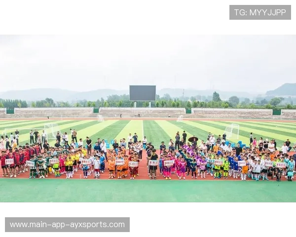 青少年足球发展论坛举办，多项培养计划将落地