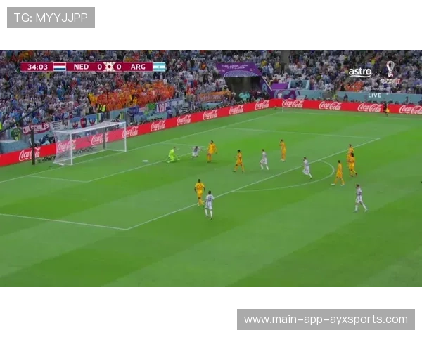 梅西在社区开小课免费授球，温情事件刷屏