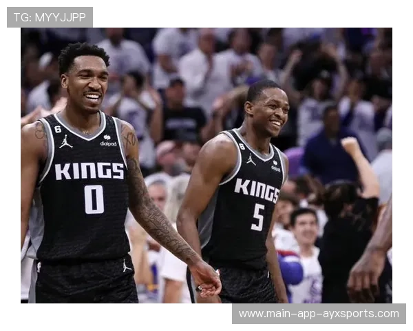 福克斯连续突破制造打停，国王成功扭转走势