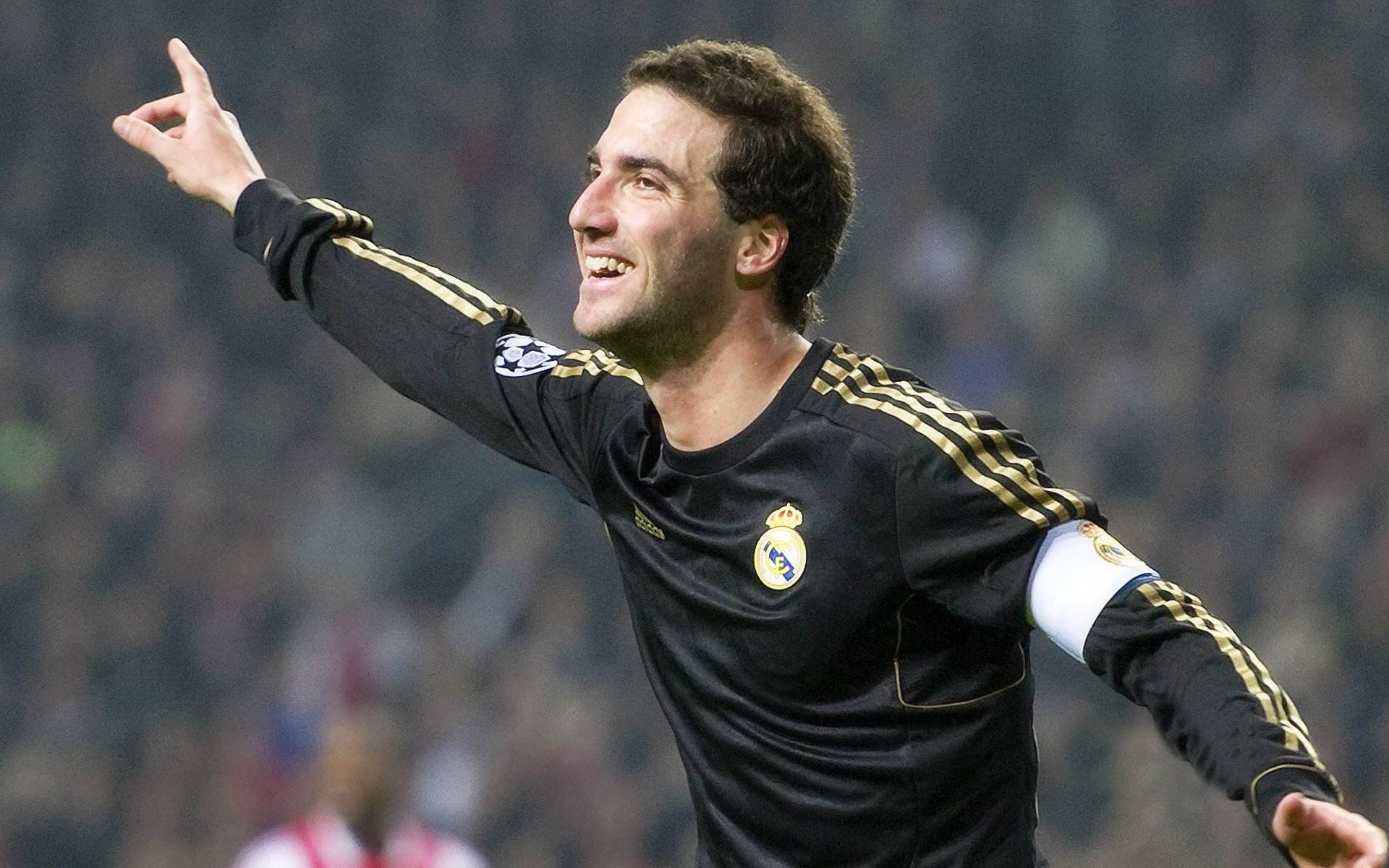 【AI预测对手战术】提前布局制胜，科技让比赛更“聪明”，ai预测未来